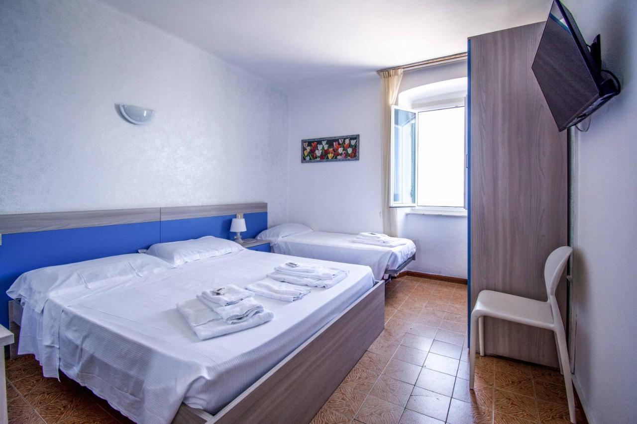 Hotel San Pietro Chiavari Exteriör bild