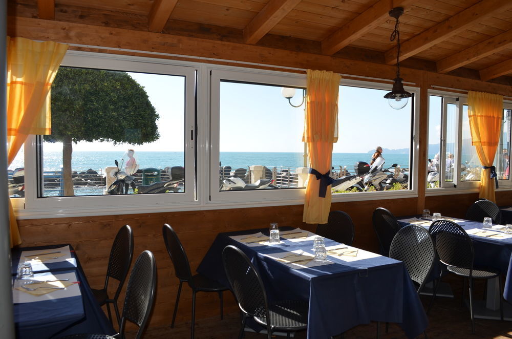 Hotel San Pietro Chiavari Exteriör bild